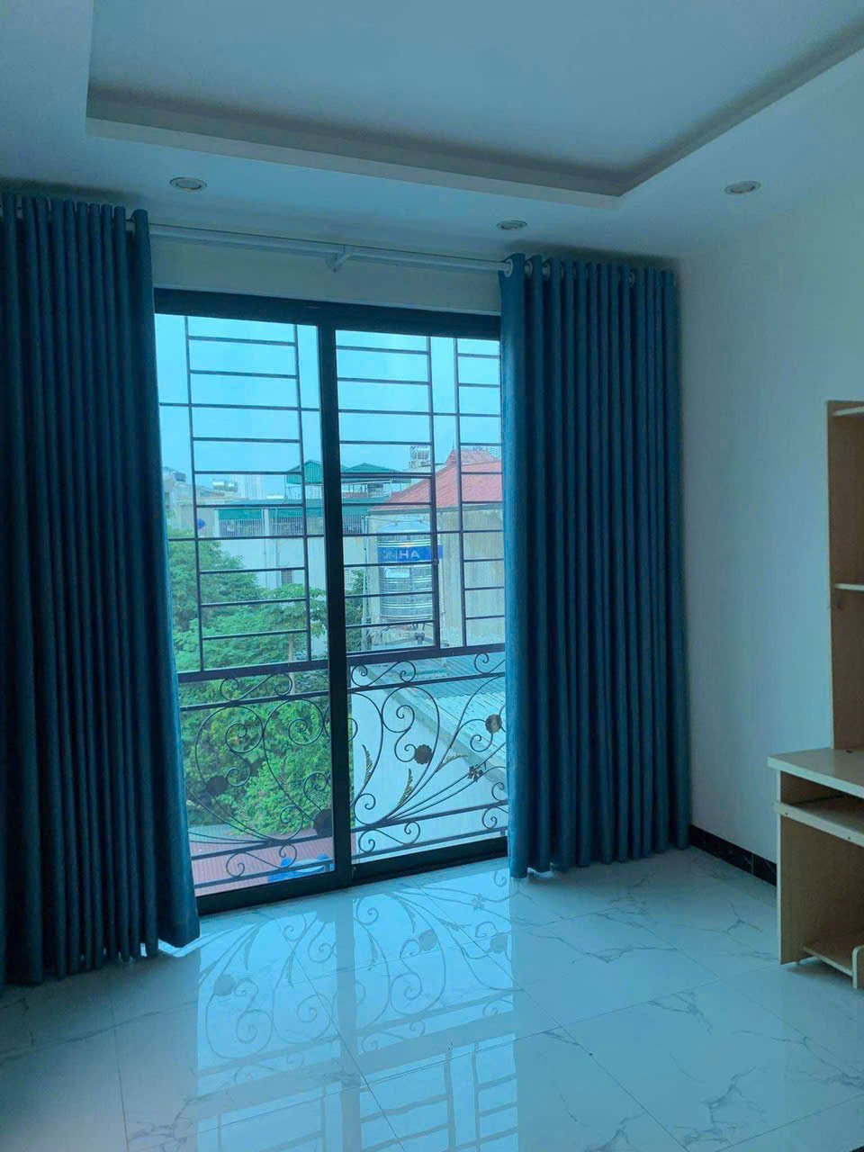 Bán nhà tổ 9 mậu lương 36/40m2 4 tầng mặt tiền 8.5m giá 5,65 tỷ có thương lượng