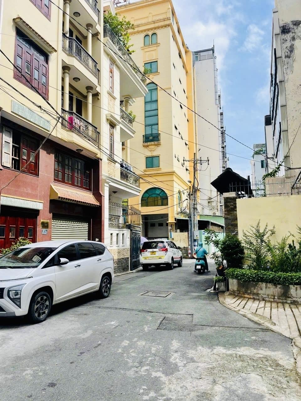Bán nhà Kim Ngưu gần 43m², 4 ngủ, full nội thất, chỉ 6 tỷ, ngõ nông