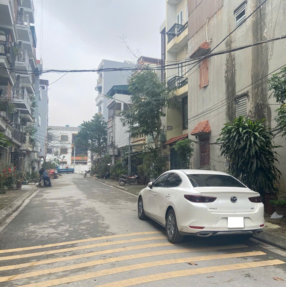 Bán nhà cấp 4, 4.2x18m, nở hậu gần 7m, ngay ngã tư Bốn Xã, Tân Phú, hẻm ô tô