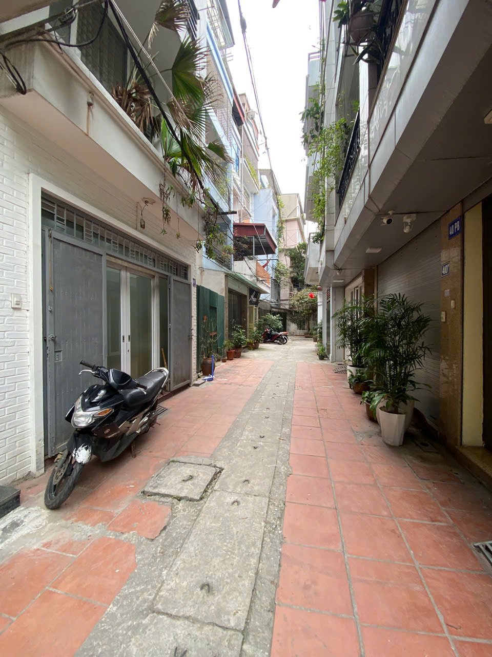 Siêu phẩm phân lô - ô tô vào nhà - ngay ngã tư chợ mơ - 3 bước ra minh khai
