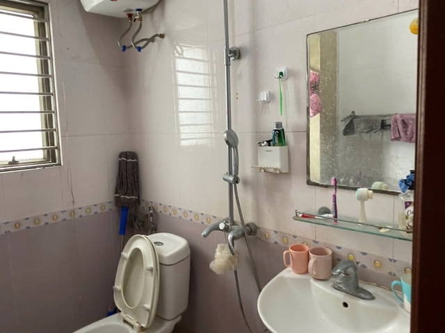 Bán nhà 1 lầu, diện tích 4x20m, mặt tiền đường Số, phường Tân Quy, quận 7