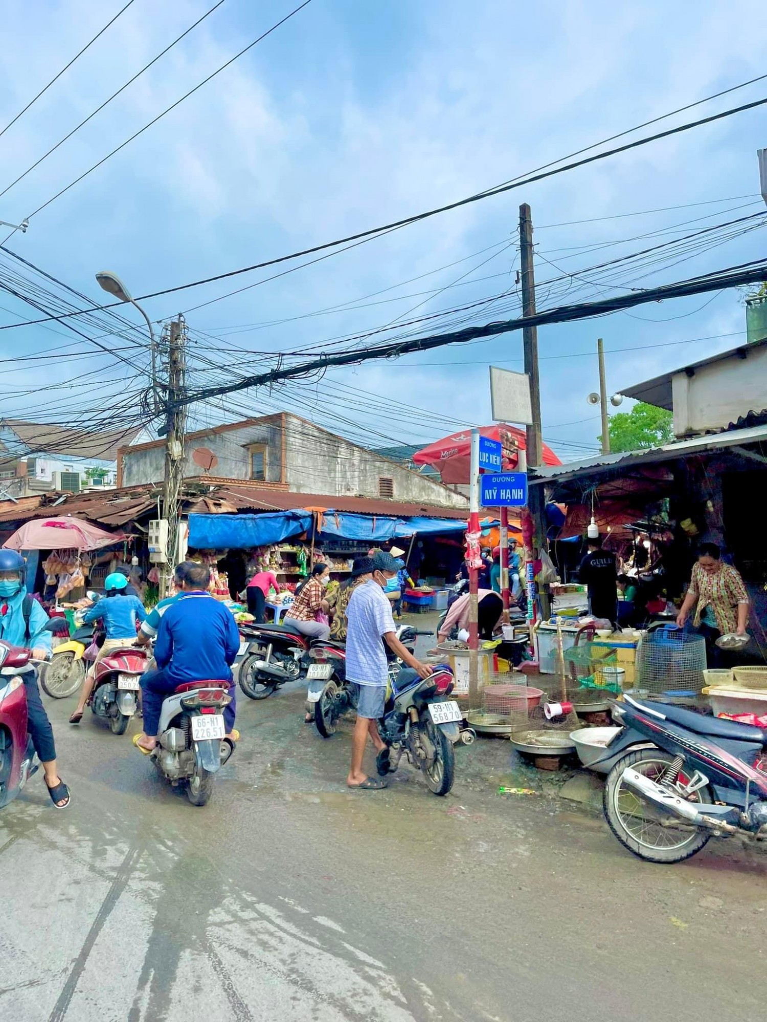 Cần sang lô đất 2464m2 đường Phạm Văn Đồng, Sơn Trà, Đà Nẵng, vị trí đắc địa