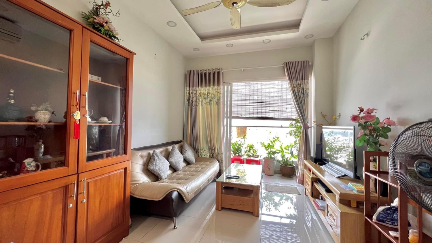 Cho thuê căn hộ chung cư 72m2 tại Cao Thắng, Quận 10, Hồ Chí Minh, nội thất đầy đủ