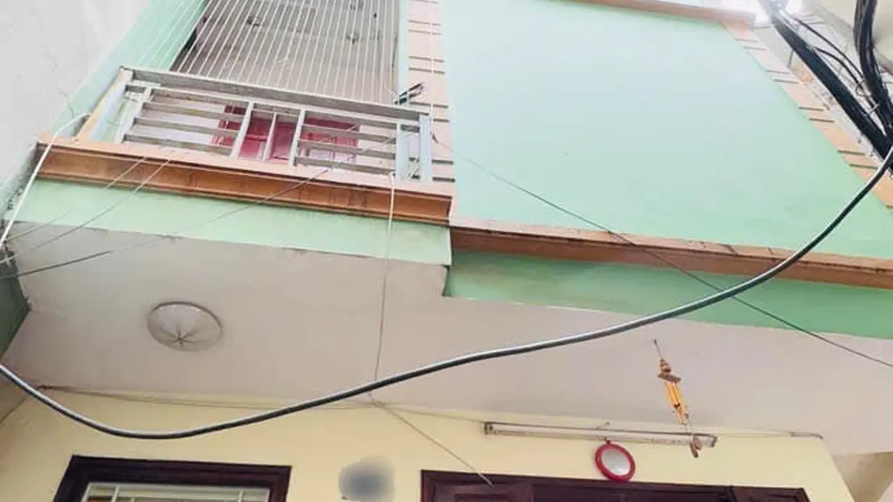 Bán nhà Hào Nam - Đống Đa, ngõ nông, cực gần phố - lô góc - dân xây- trước nhà rộng để xe