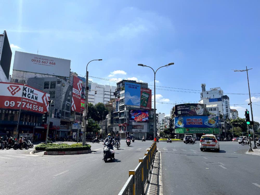 Bán nhà mặt tiền số: 74-76 phạm hồng thái, phường bến thành, quận 1. ngang 8m