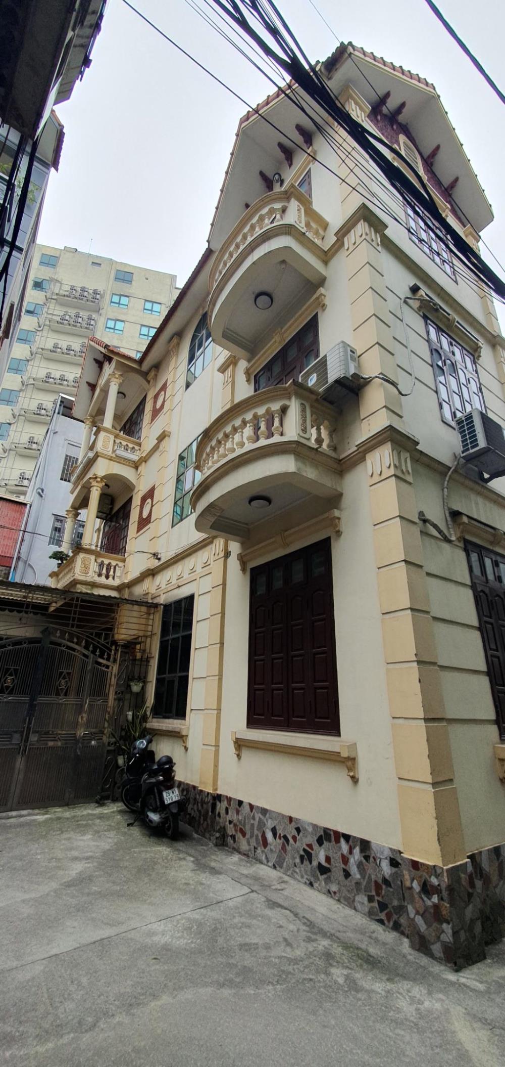 Bán nhà ngọc thụy-long biên,lô góc,gara 2 oto,dt 100m,mt 7m,giá 13 tỷ