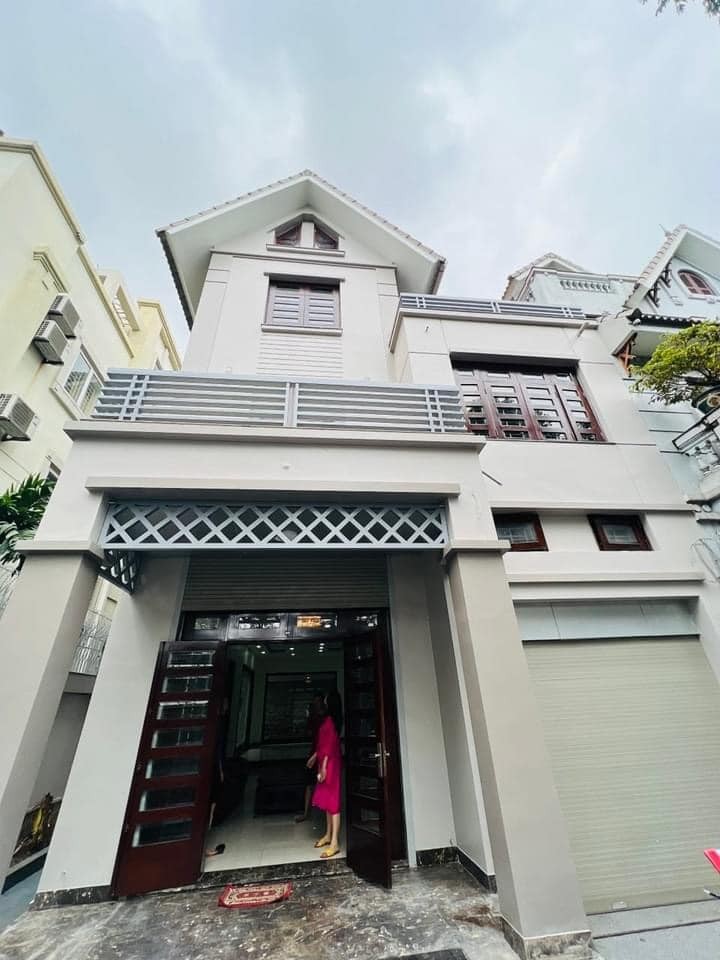 LOA LOA ! BÁN BIỆT THỰ VĂN QUÁN HÀ ĐÔNG  VIEW VƯỜN HOA  218 MÉT 33 TỶ