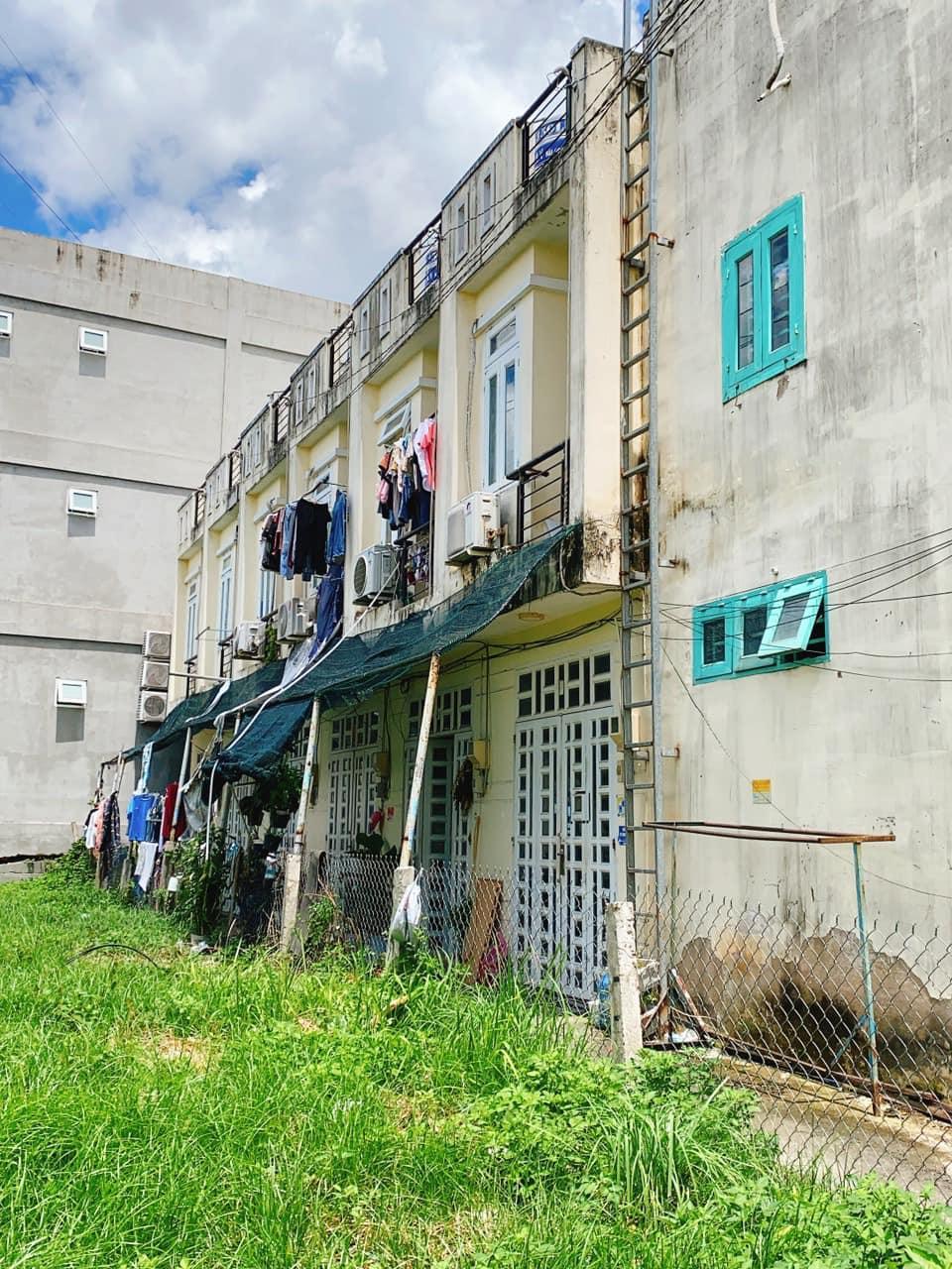 Nhà  p.trọ 10 phòng vườn lài q12, 235m2, 10x27m