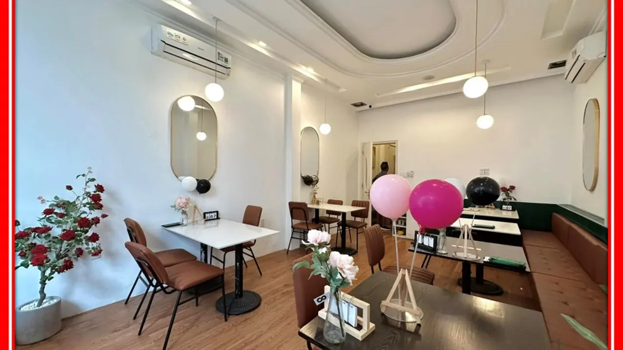 Địa Điểm Vàng Cho Tiệm Làm Đẹp: Ô Tô Đỗ Cửa, 2 Tầng Rộng Rãi 0902318***