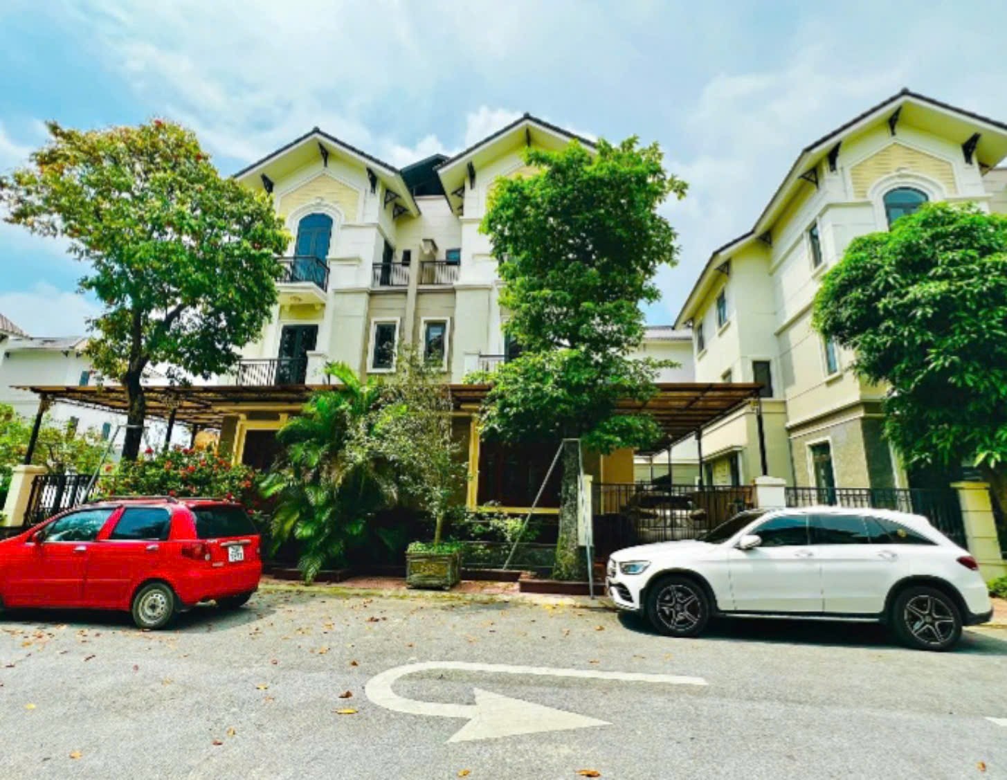 Bán biệt thự liền kề 135m2 Phù Chẩn, Từ Sơn, Bắc Ninh tiện ích đầy đủ