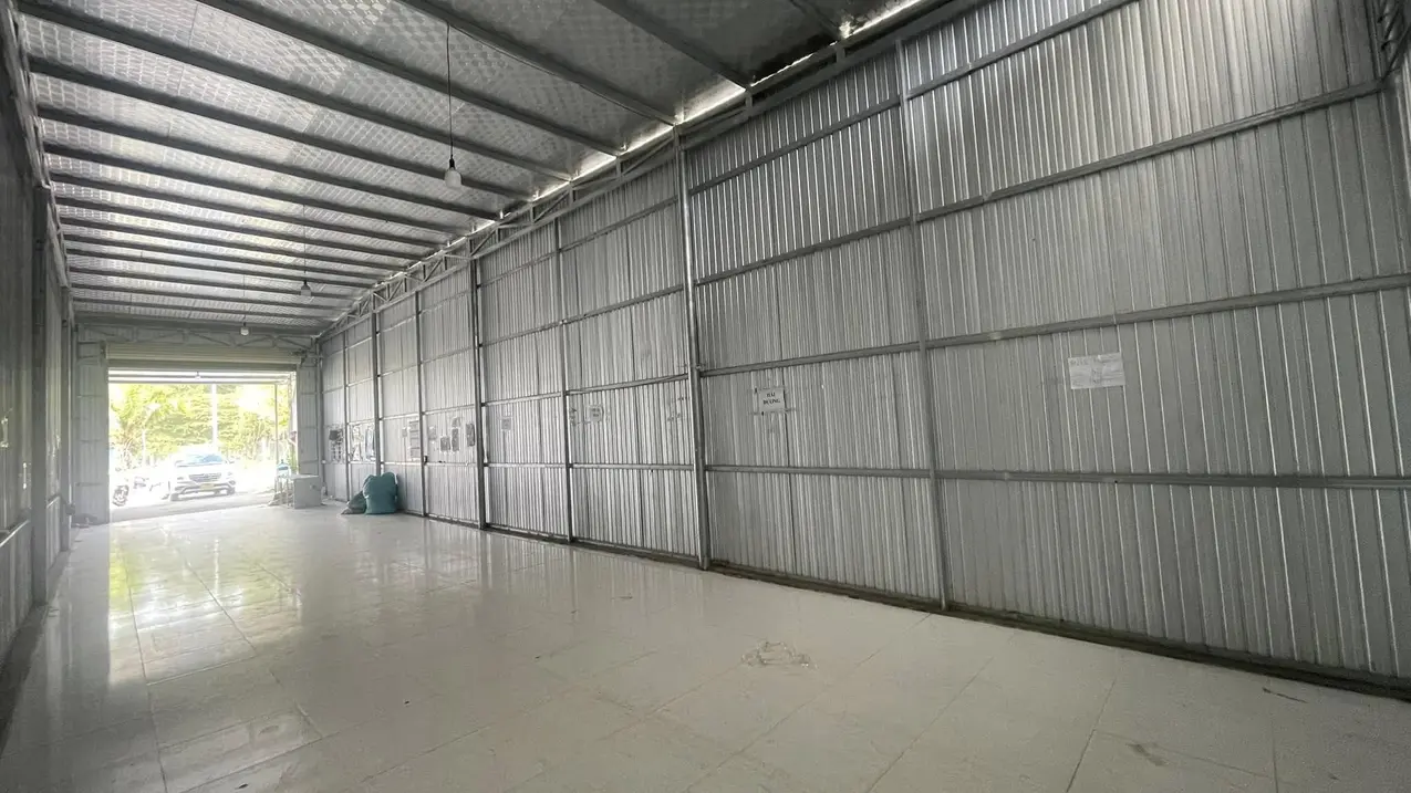 Cho thuê kho 1600m2 mặt tiền đường 10 Phường Bình Nhâm Thuận An Bình Dương giá 35 triệu/tháng