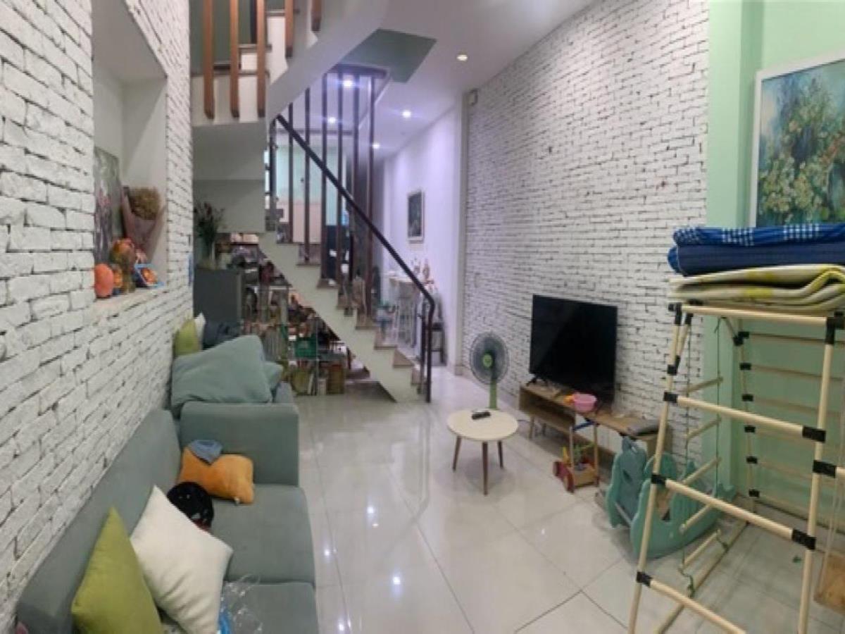 Bán nhà riêng 6m x 20m tại Tân Hương, quận Tân Phú, giá 11 tỷ