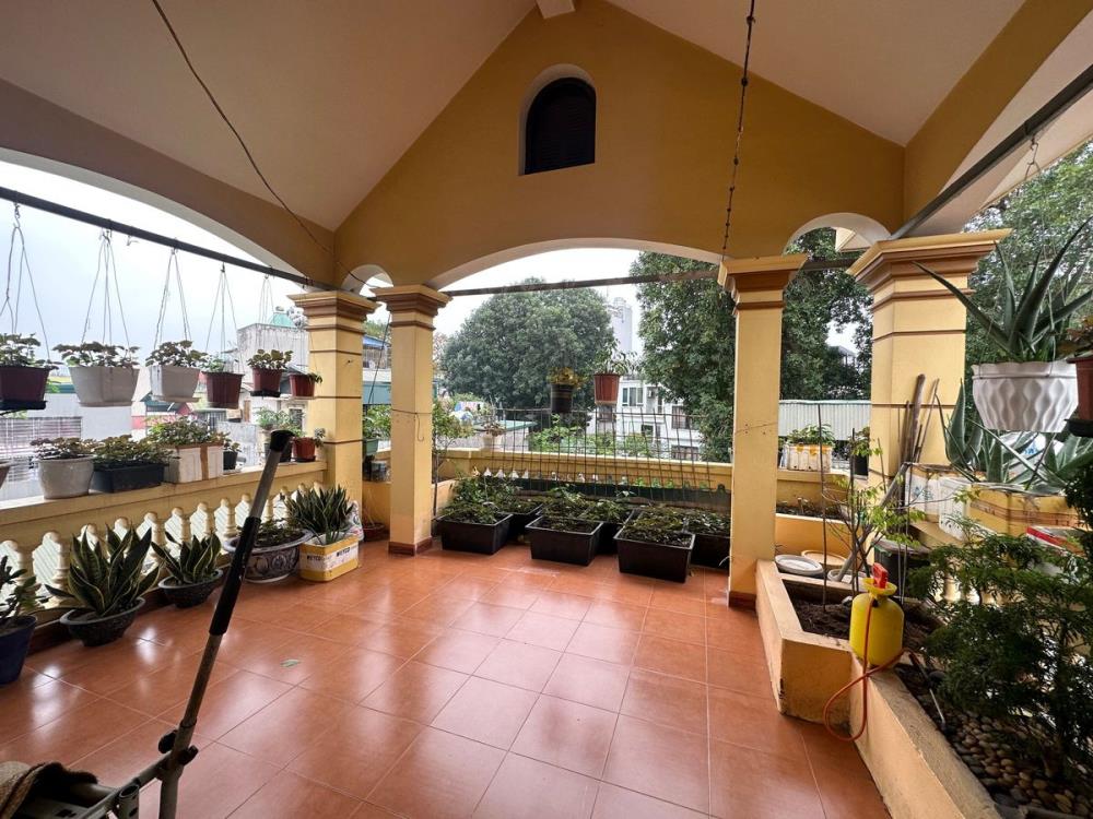 Bán gấp nhà lô góc phố Minh Khai- Hai Bà Trưng.dt60m,5tầng giá 7.3tỷ