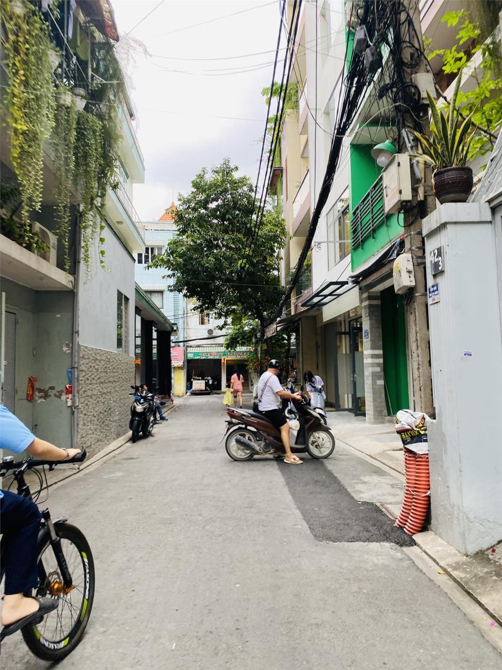 Bán nhà Phường 13, Đường C1 Quận Tân Bình, 4 tầng (6*15) - chỉ 10,79 tỷ
