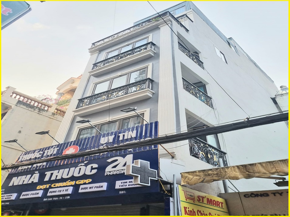 Bán tòa căn hộ cho thuê- mặt phố pháo đài láng đống đa kinh doanh 12p 88m2 28ty5