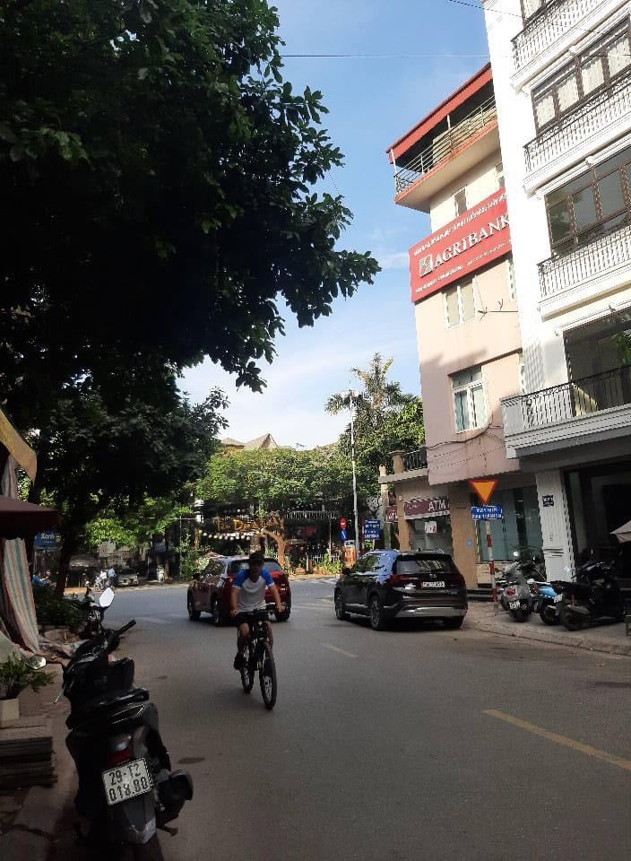 Mặt phố bạch Thái Bưởi, Văn Quán, mặt chính, kinh doanh, hơn 17 tỷ
