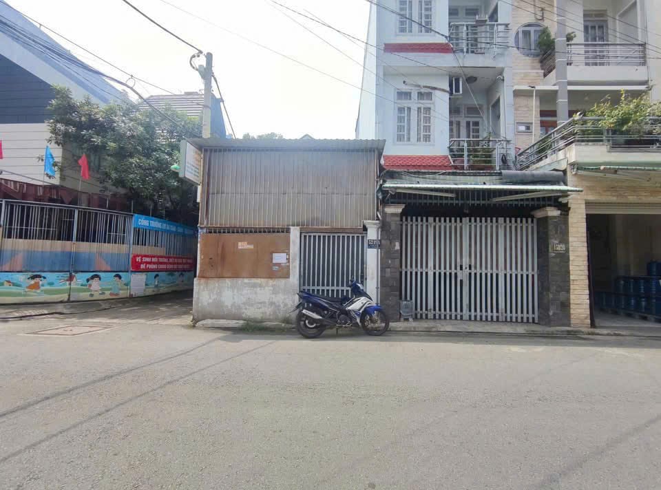 Bán Nhà 27m² Hẻm Xe Hơi, 2 Tầng, 2PN 2WC, Tân Phú, Giá 2.78 Tỷ