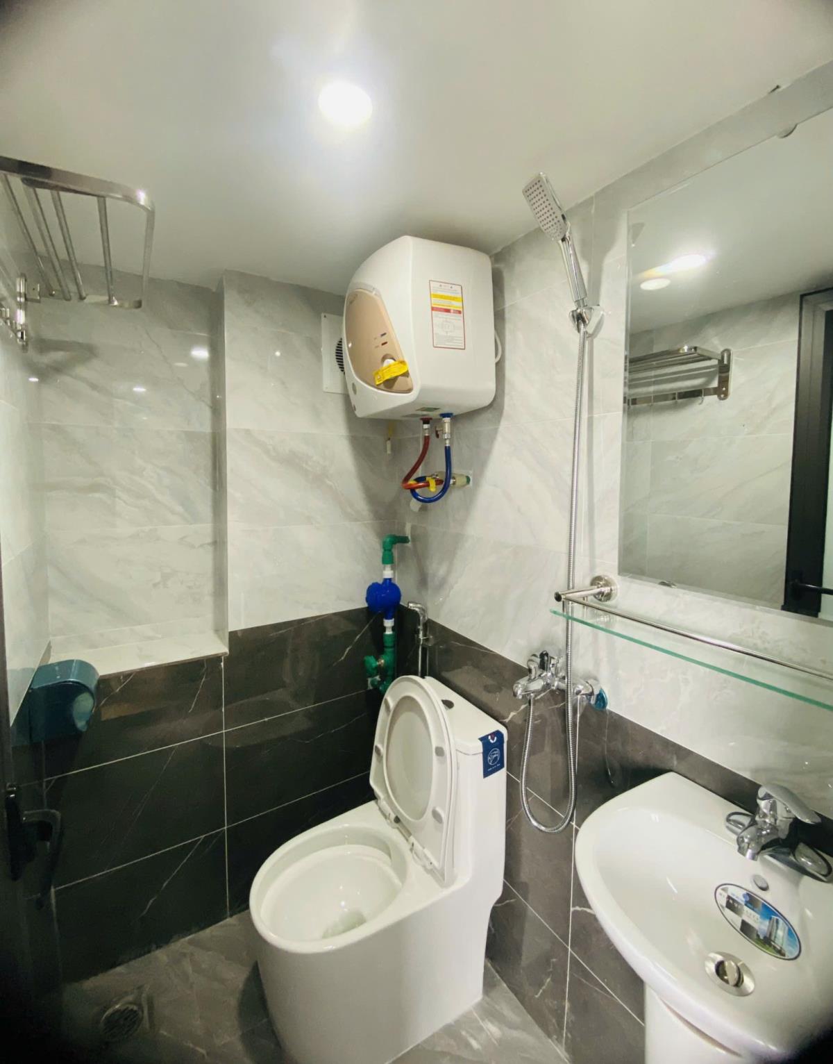 Bán nhà Phú Diễn chung cư mini 100m2, 7t, doanh thu 160tr/t, tòa lô góc, 25 tỷ