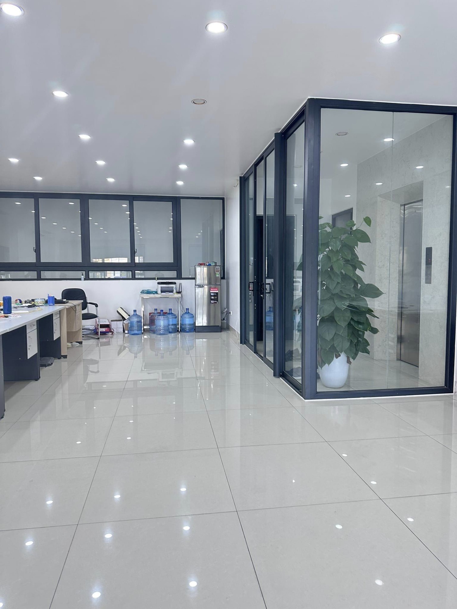 Cho thuê nhà phố thương mại 145m2 Lê Duẩn, Phường Trần Hưng Đạo, Phủ Lý, Hà Nam