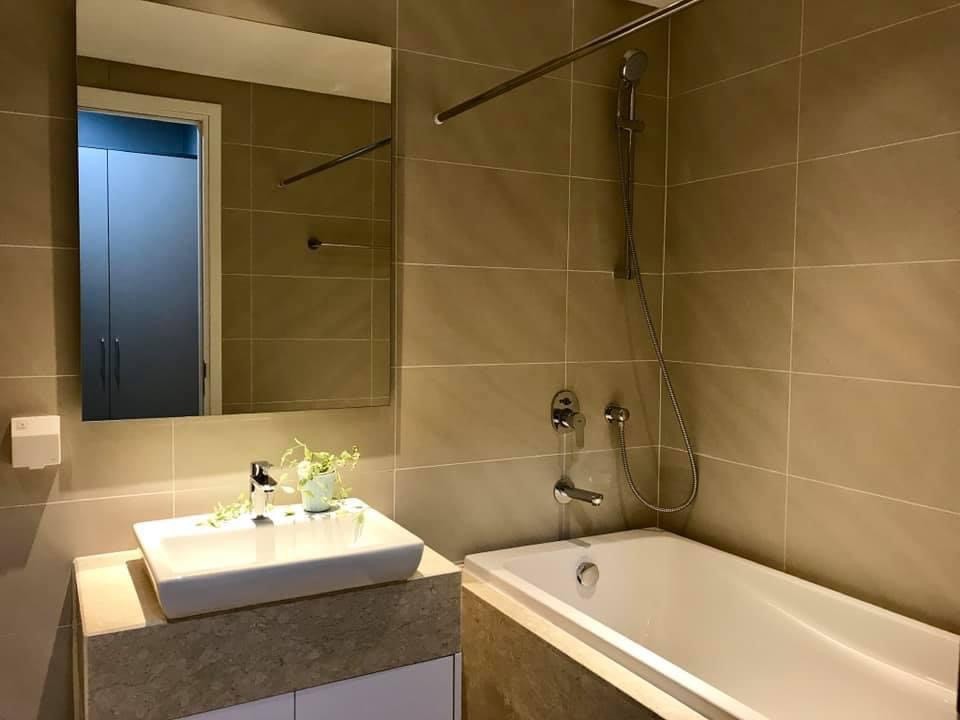 Cho thuê căn hộ chung cư 60m2 đường Âu Cơ quận Tân Phú nội thất trống