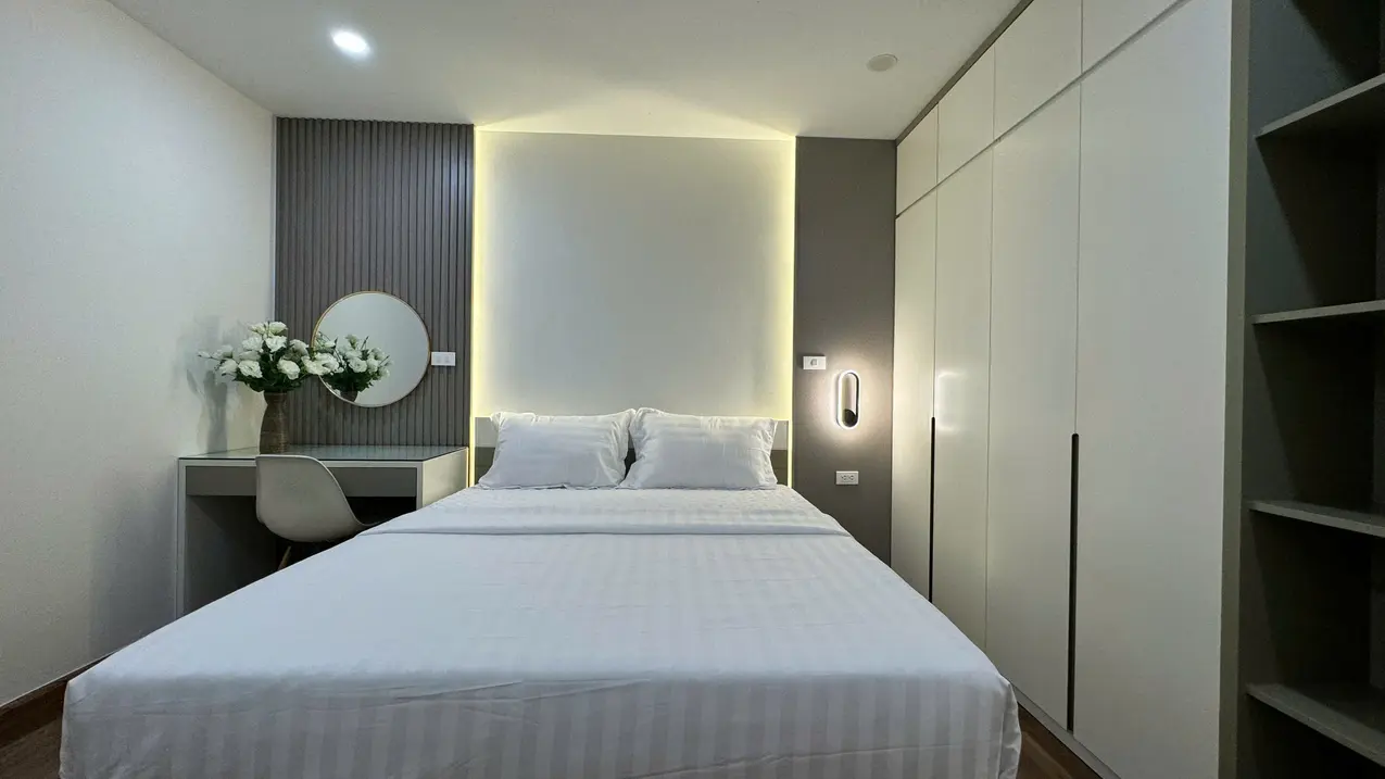 Bán gấp giá rẻ 3 ngủ 2 WC tòa Ruby 4B Goldmark City, nội thất new 100% châu Âu cao cấp
