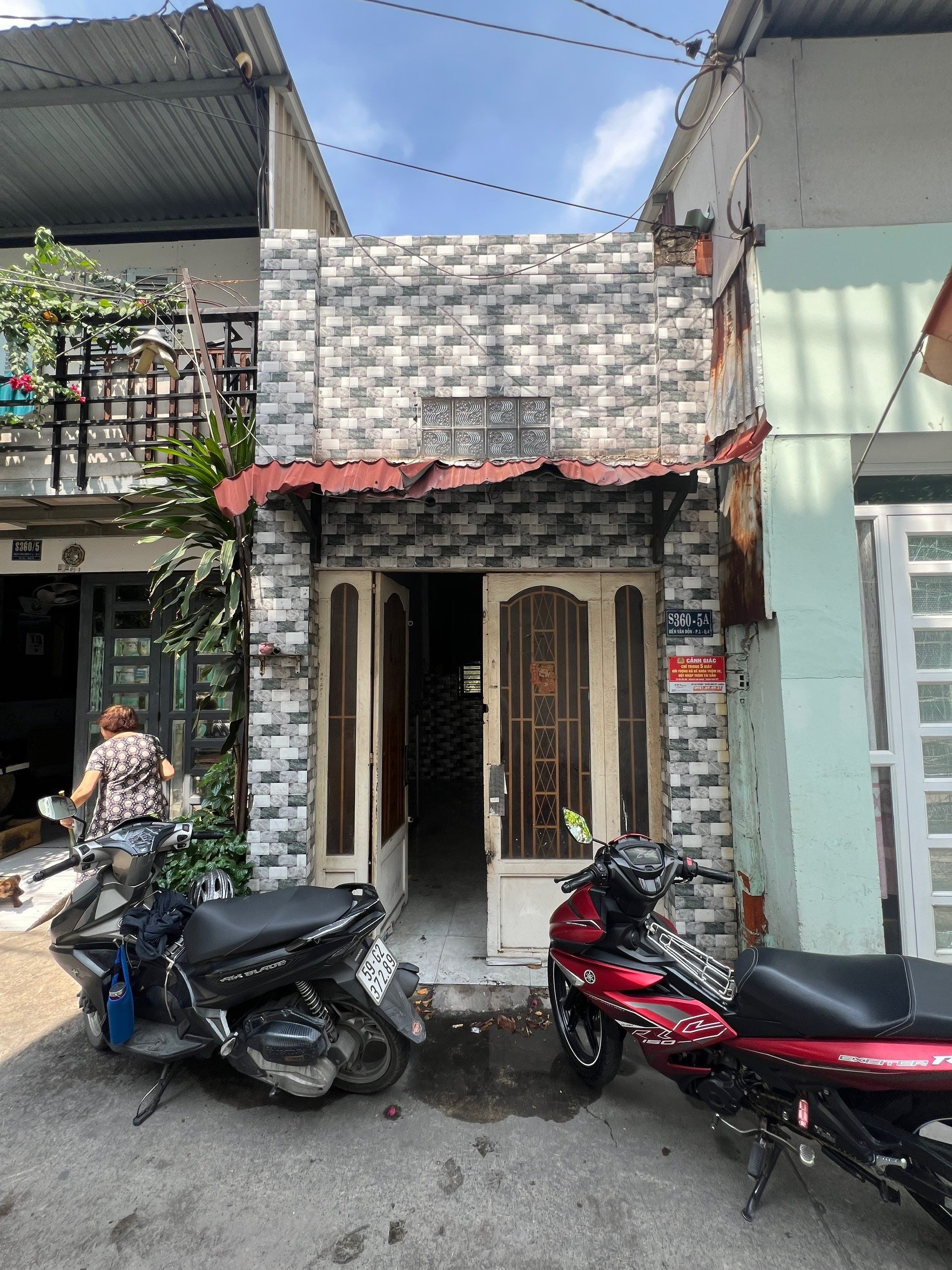 Cho thuê nhà riêng 30m2 đường Bến Vân Đồn quận 4 giá 5,000,000 VNĐ
