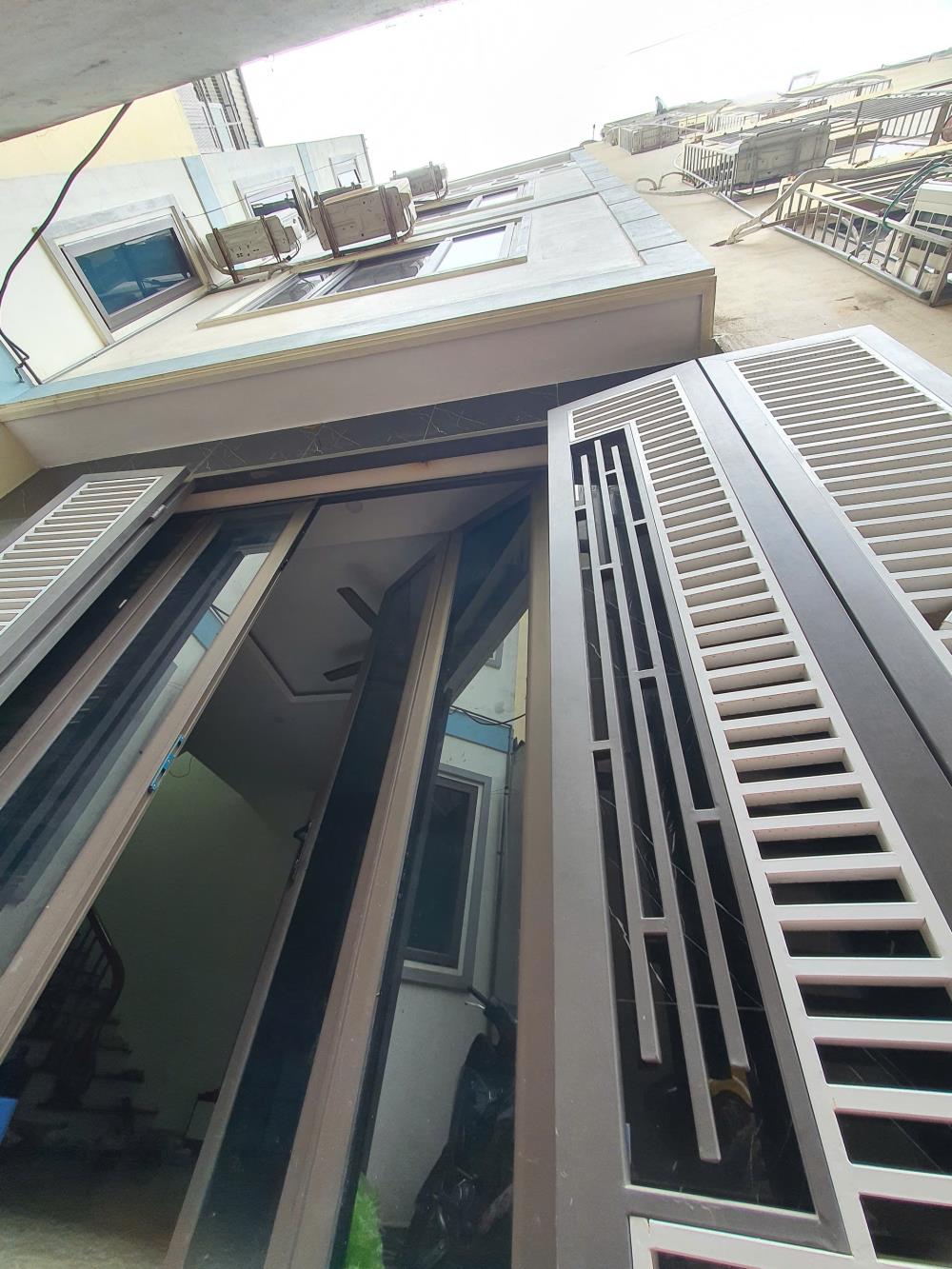 Bán nhà riêng mặt tiền thụt Nguyễn Văn Trỗi, Phú Nhuận 126m2 giá 27 tỷ