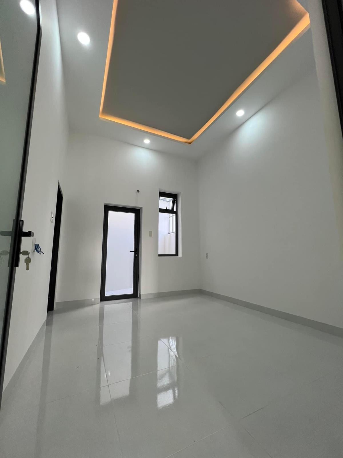 Bán nhà mới xây thổ cư hoàn công, gần trường học cấp 1, 2, phường Tân Vạn, Biên Hòa