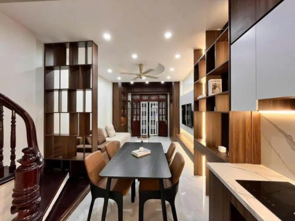 Bán luôn nhà Quang Trung, Hà Đông, 53 m2, 5 tầng, giá hơn 8 tỷ ở hoặc cho thuê