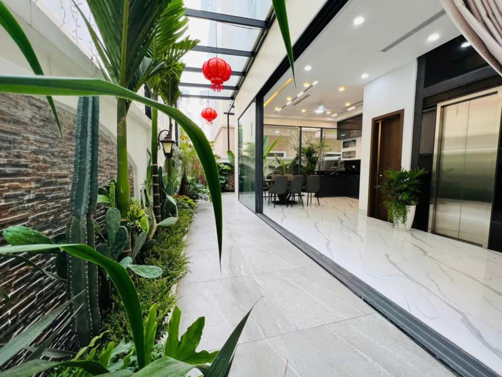 Bán biệt thự 427,5m² mặt tiền 20m Nguyễn Xuân Khoát Bắc Từ Liêm đầy đủ pháp lý