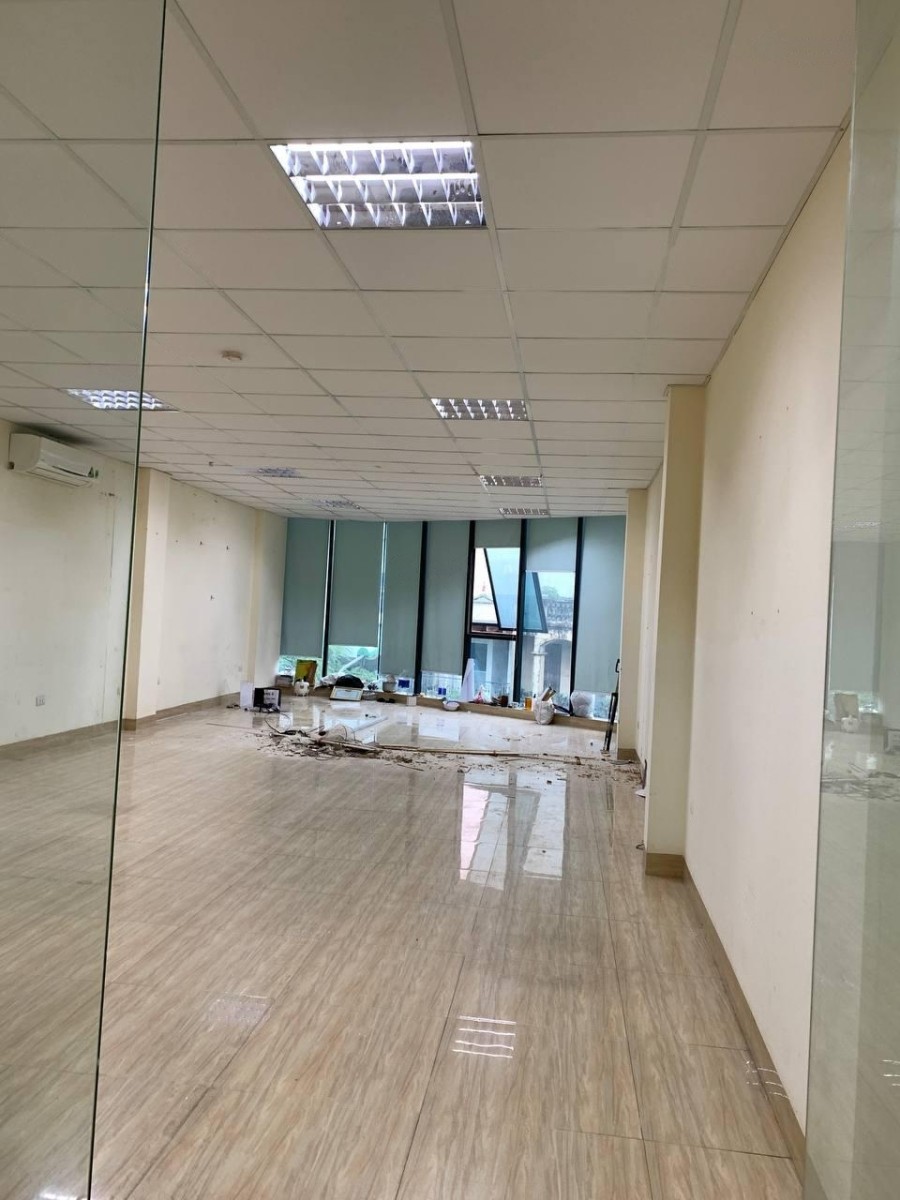 Cho thuê văn phòng tại 250 Bà Triệu Hai Bà Trưng Hà Nội diện tích từ 18m2 đến 40m2 giá hấp dẫn