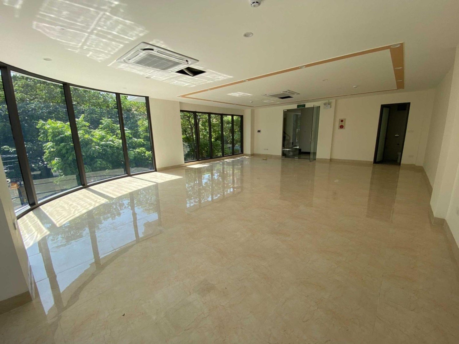 Cho thuê văn phòng kinh doanh tiệm tóc Huỳnh Văn Nghệ Quận Gò Vấp diện tích 34,5m2 giá 6,000,000 VNĐ
