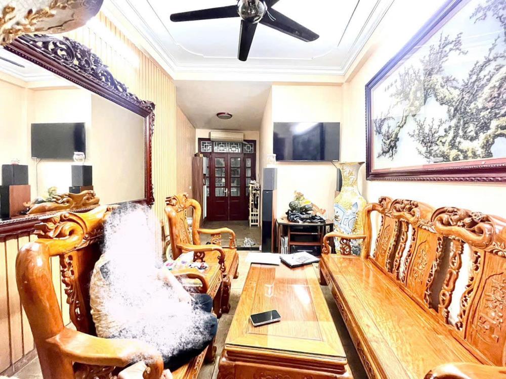 Thanh khoản gấp lương sử a 31m2 5 tầng mặt tiền 3m 5 8tỷ khu vực an ninh tốt