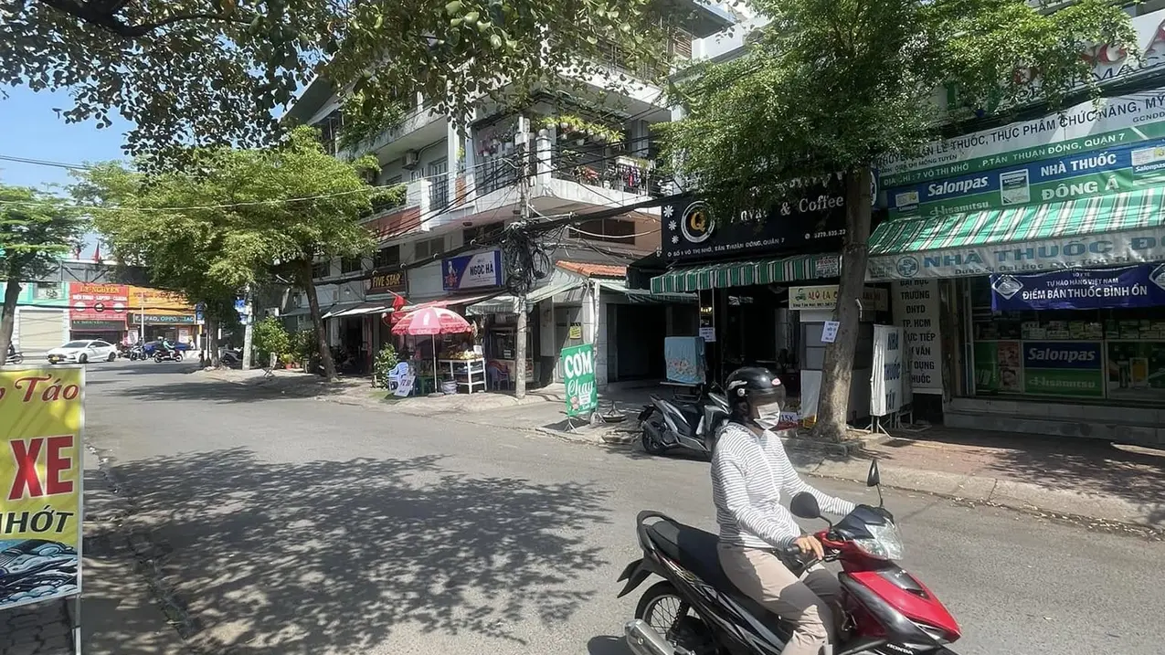 Bán nhà riêng 53m2 đường Võ Thị Nhờ Quận 7 thu nhập 360 triệu/năm