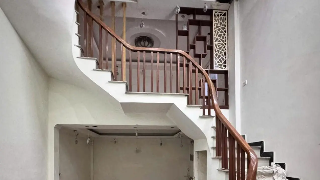 Bán nhà riêng 31m2 Kim Giang, Hoàng Mai, gần phố ô tô
