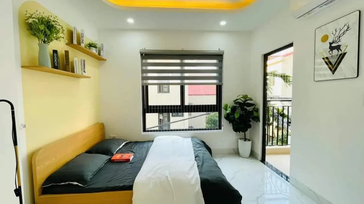 Bán nhanh nhà phố Trần Khát Chân, gần phố, mặt tiền rộng, 165m2