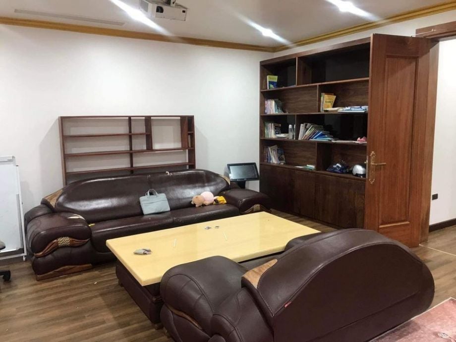 Nhà phân lô Lạc Trung, 52,7m2 x 5 tầng, ô tô , thang máy, 7 tỷ nhỉnh
