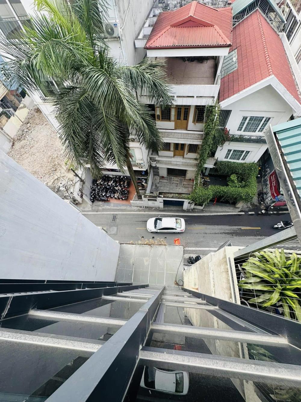 Bán nhà mặt phố đường linh lang 100m2, 7t, nhà đẹp, kinh doanh đỉnh 48.5 tỷ