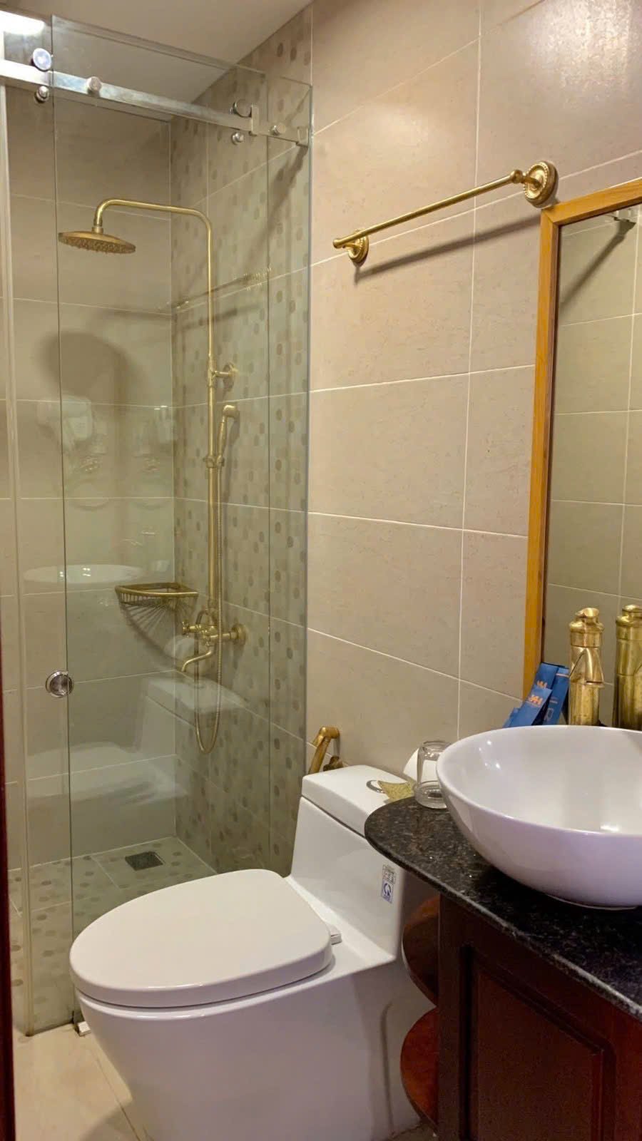 Bán tòa căn hộ an thượng 34  view biển, 7 tầng, 10 căn hộ, doanh thu 70 triệu/t
