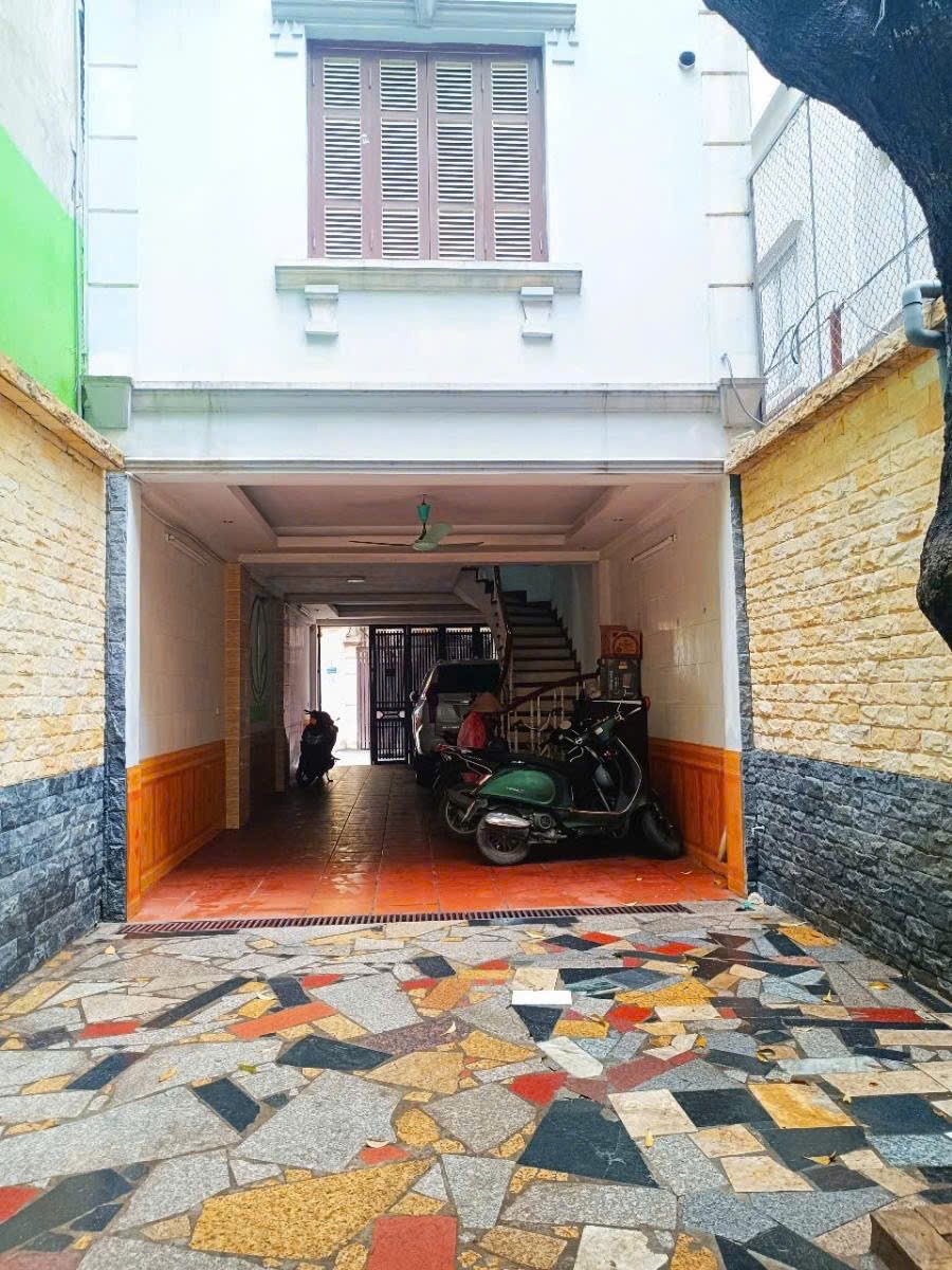 Bán nhà riêng Lê Trọng Tấn, Quận Thanh Xuân, Hà Nội 140 m2 khu phân lô ô tô tránh