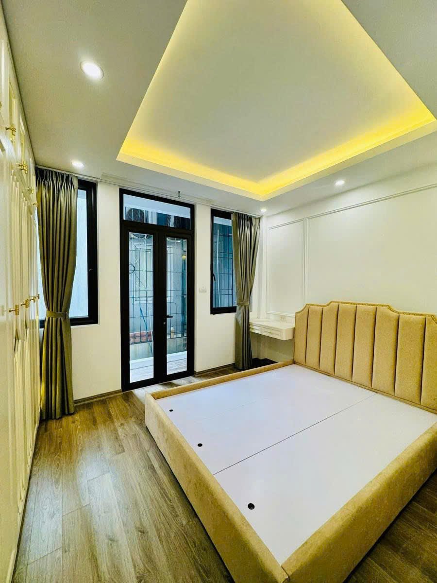 Bán chung cư mini phố Hoàng Ngân Thanh Xuân 75m2 6 tầng thang máy giá 15,95 tỷ