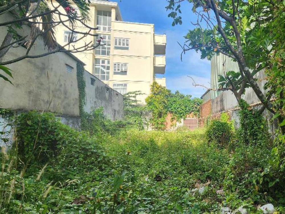 Bán đất 200m2 tại đường Đông Hoà, Dĩ An, Bình Dương giá 25 triệu/m2
