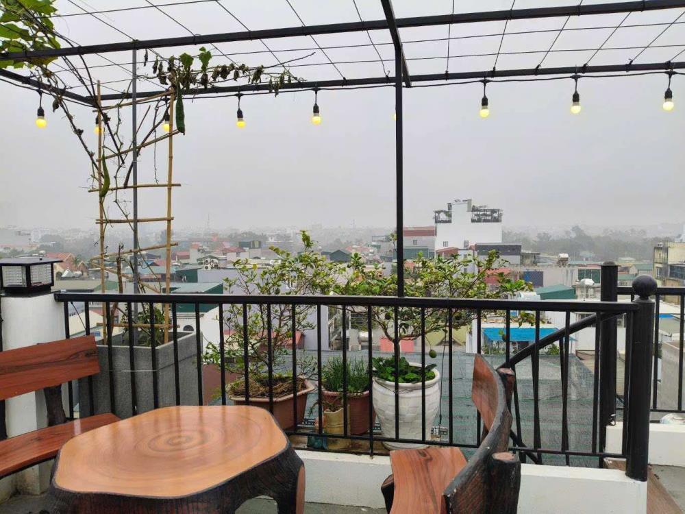 Bán nhà riêng 63m² phố Thạch Bàn, quận Long Biên, gần Eon Mall