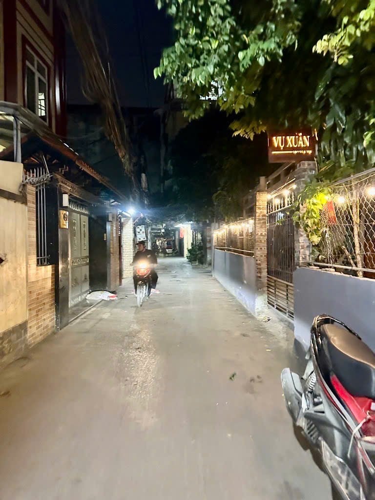 Nhà đẹp ngõ 32 an dương  -  phân lô ô tô tránh đỗ - ở được ngay, kinh doanh