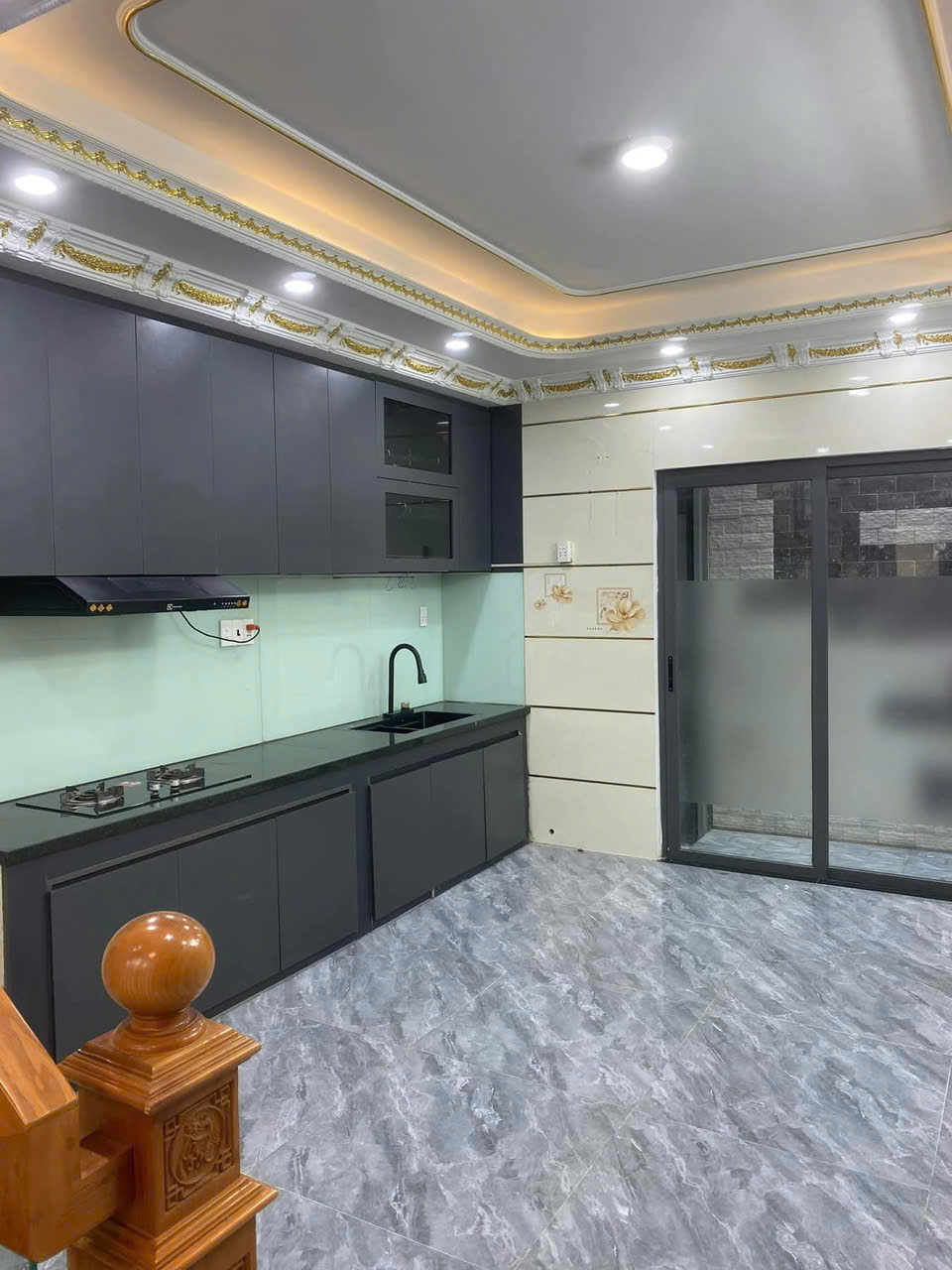 Bán nhà riêng 2 tầng đường Đặng Thúc Vịnh, Hóc Môn 98m2 giá 4,9 tỷ