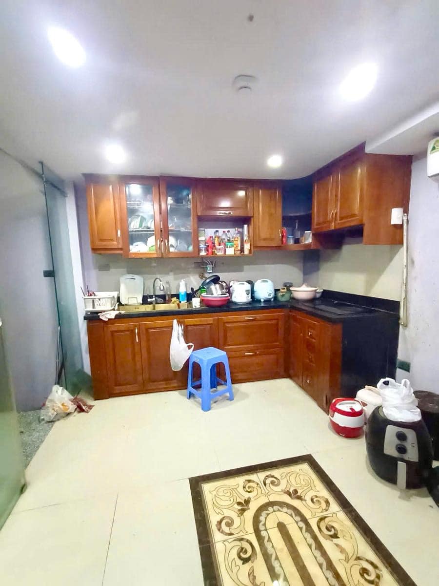 Văn Chương Đống Đa. nhà lô góc 26m2 x 5 tầng . 5m mặt tiền. nhà lô góc, nhỉnh 6