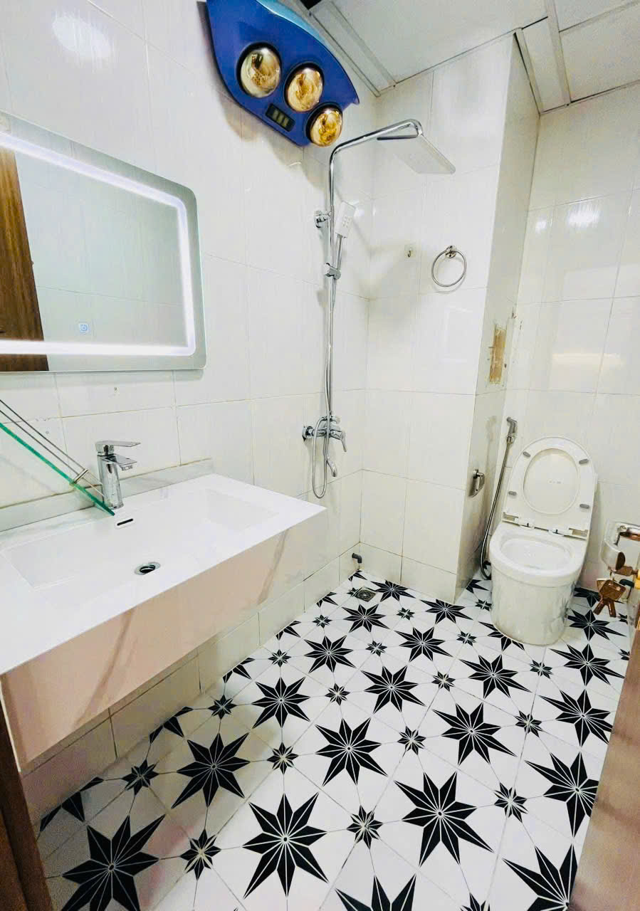Bán gấp căn góc đẹp thiết kế rộng thoáng  giá chỉ hơn 2.8 tỷ