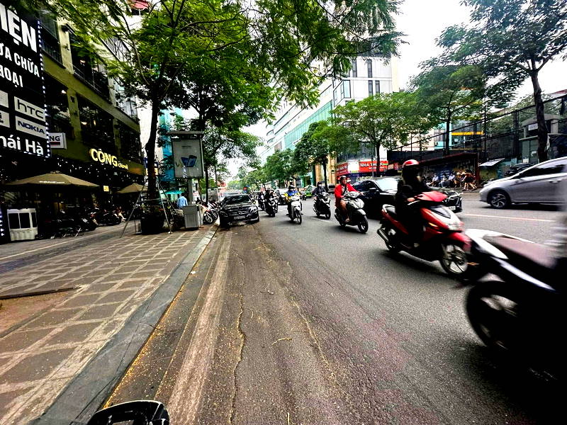 Bán nhà mp phố Thái Hà Thanh Xuân dt65m 7 tầng mt6m giá 48 tỷ doanh thu 1 tỷ200