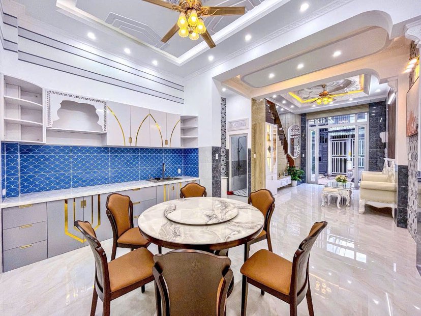 Cần bán nhà phố Vạn Phúc, Quận Ba Đình, DT Sổ 90m2 x 4T, MT 6,3m, Vị trí đẹp, đường ô tô tránh nhau
