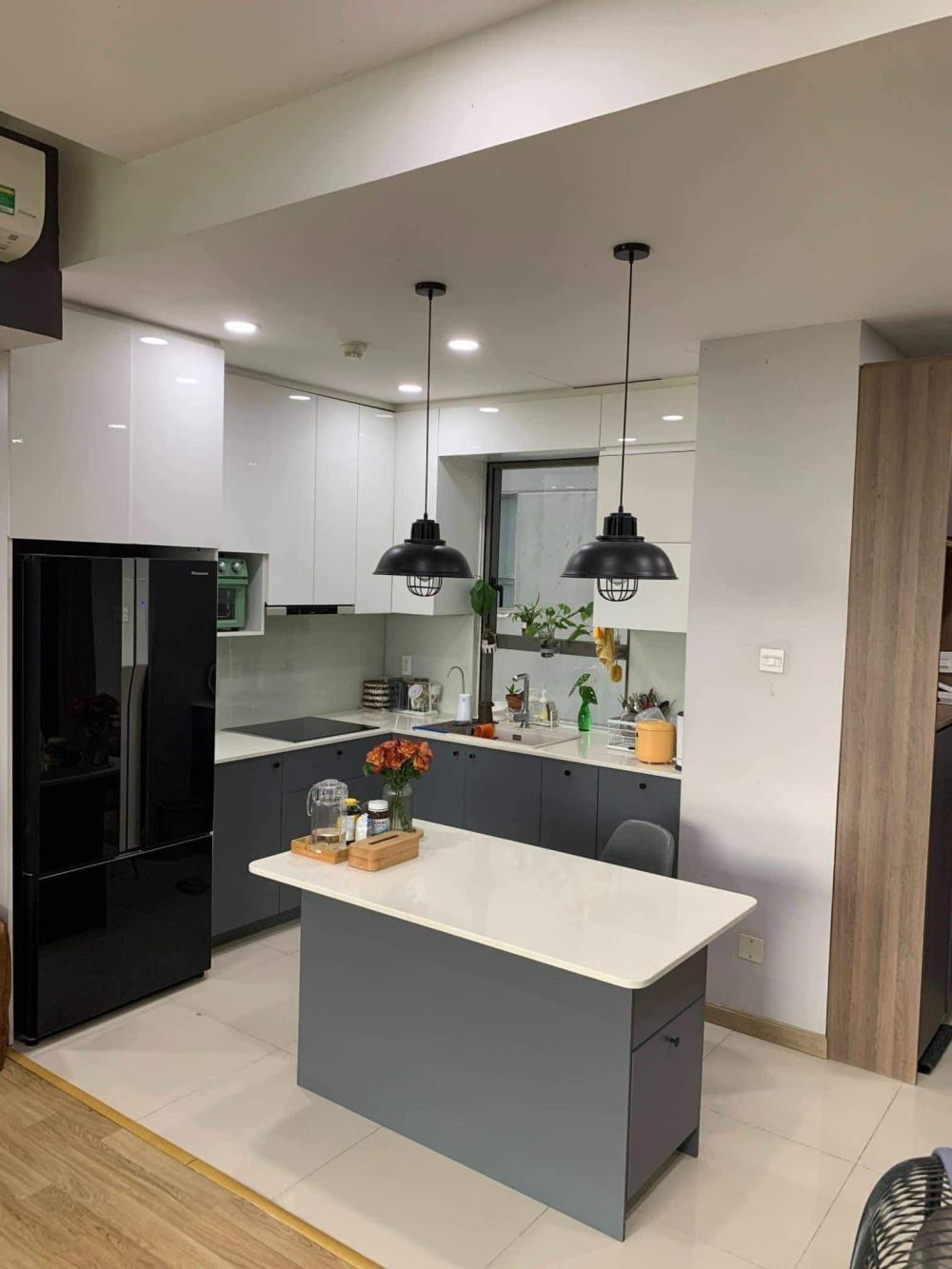 Chuyển nhượng căn góc 3PN tầng cao giá chỉ 60tr/m2, 98,7m2, view sông và cầu Rồng